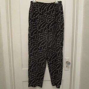 Black and white pattern pants by Blair, size MED